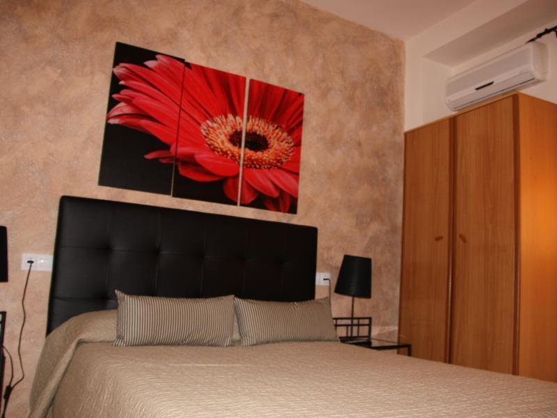 Hostal Rte. Elena Fuentes de Ebro 客房 照片